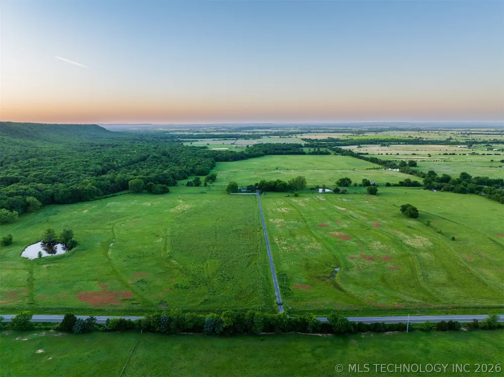 5874 E 273rd Street S Porum, OK 74455