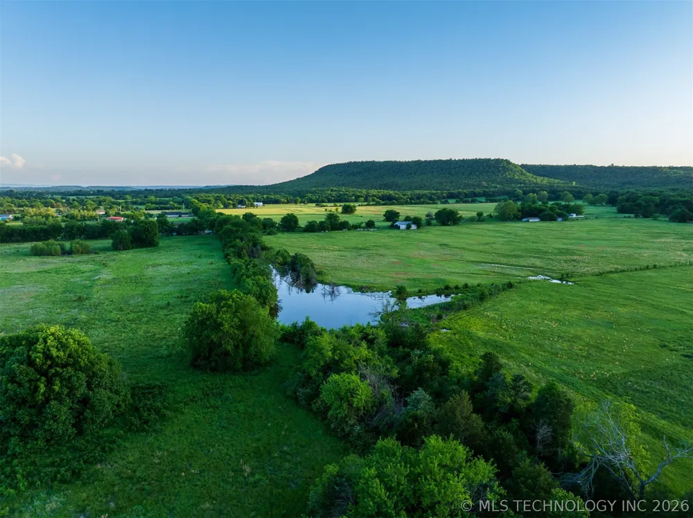5874 E 273rd Street S Porum, OK 74455
