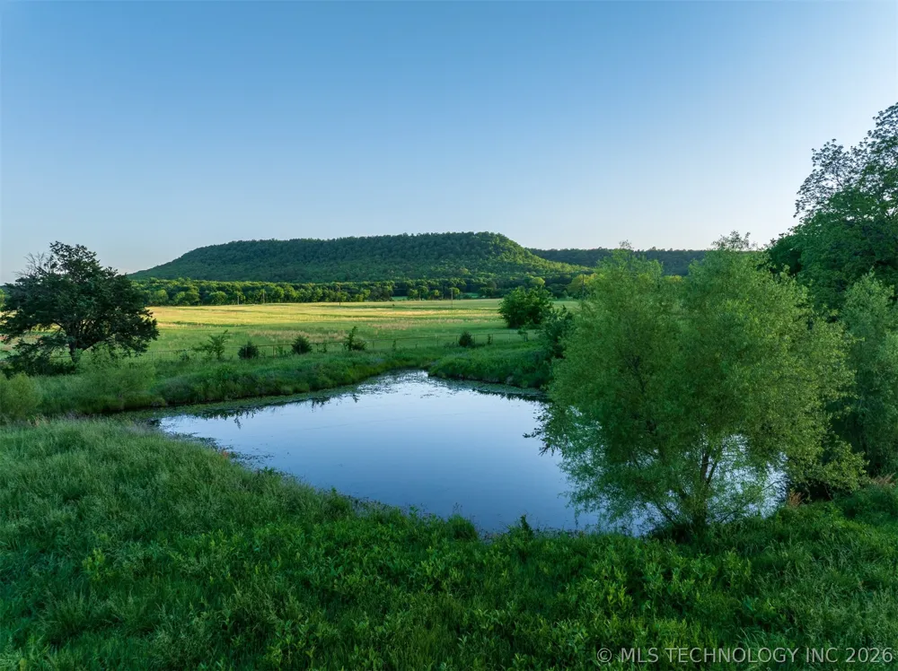 5874 E 273rd Street S Porum, OK 74455