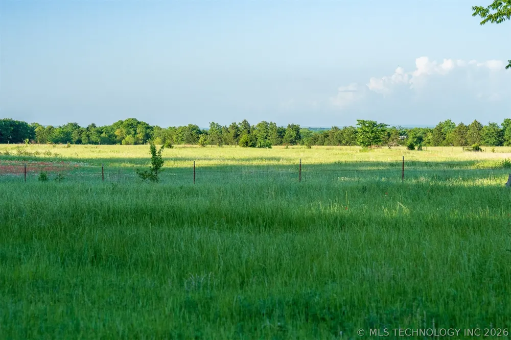 5874 E 273rd Street S Porum, OK 74455