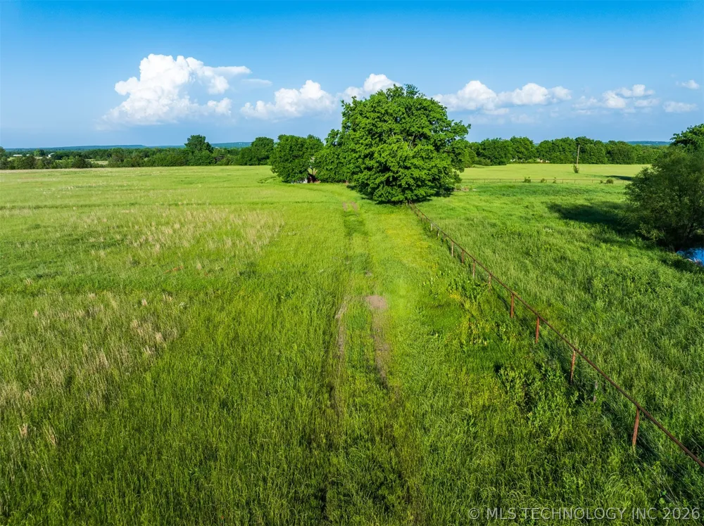 5874 E 273rd Street S Porum, OK 74455