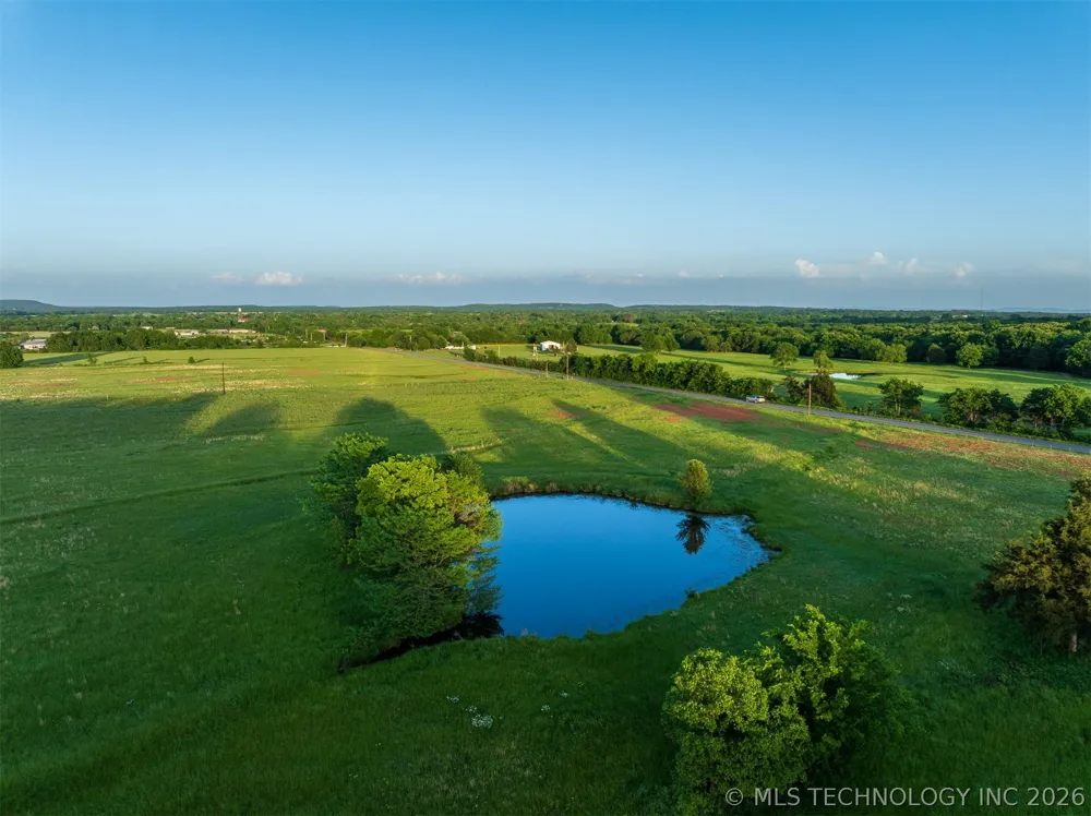 5874 E 273rd Street S Porum, OK 74455