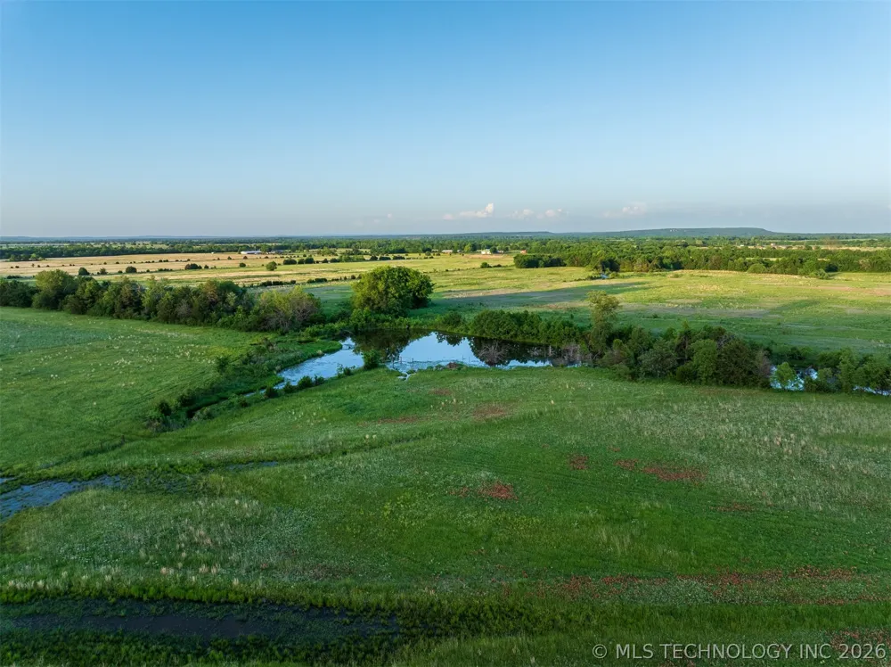 5874 E 273rd Street S Porum, OK 74455