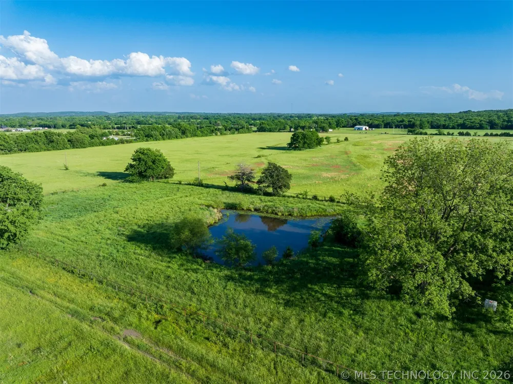 5874 E 273rd Street S Porum, OK 74455