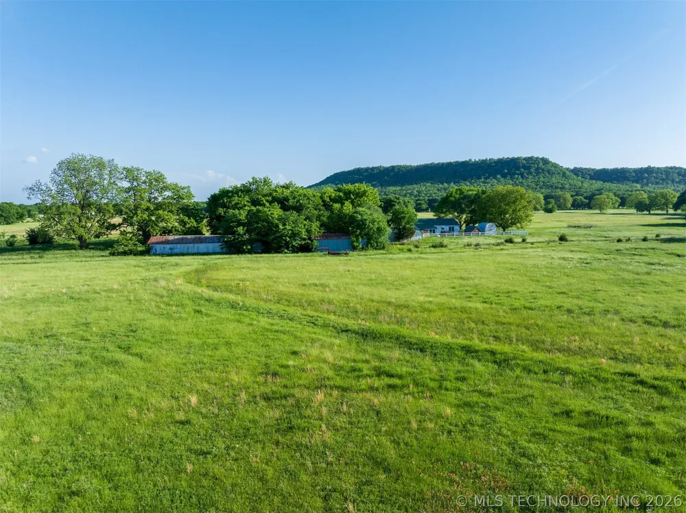 5874 E 273rd Street S Porum, OK 74455