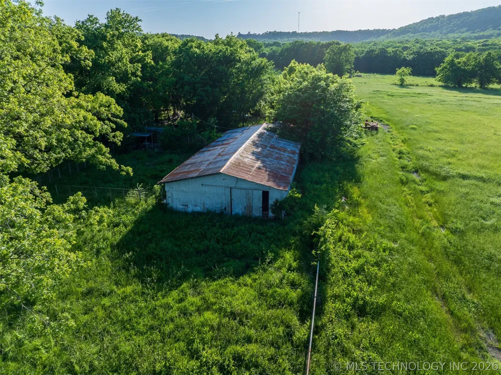 5874 E 273rd Street S Porum, OK 74455