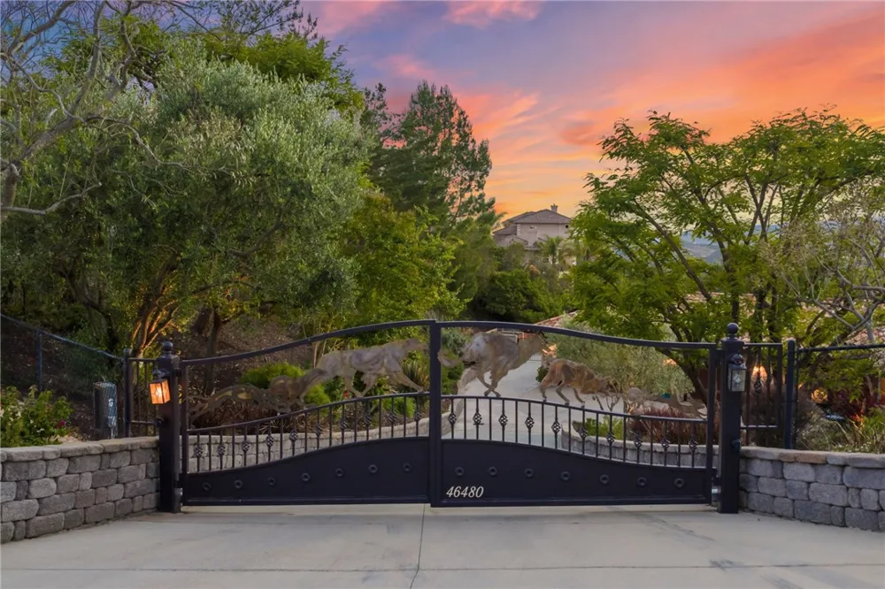 46480 Via Vaquero Temecula, CA 92590