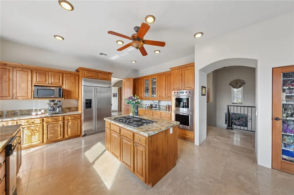 46480 Via Vaquero Temecula, CA 92590
