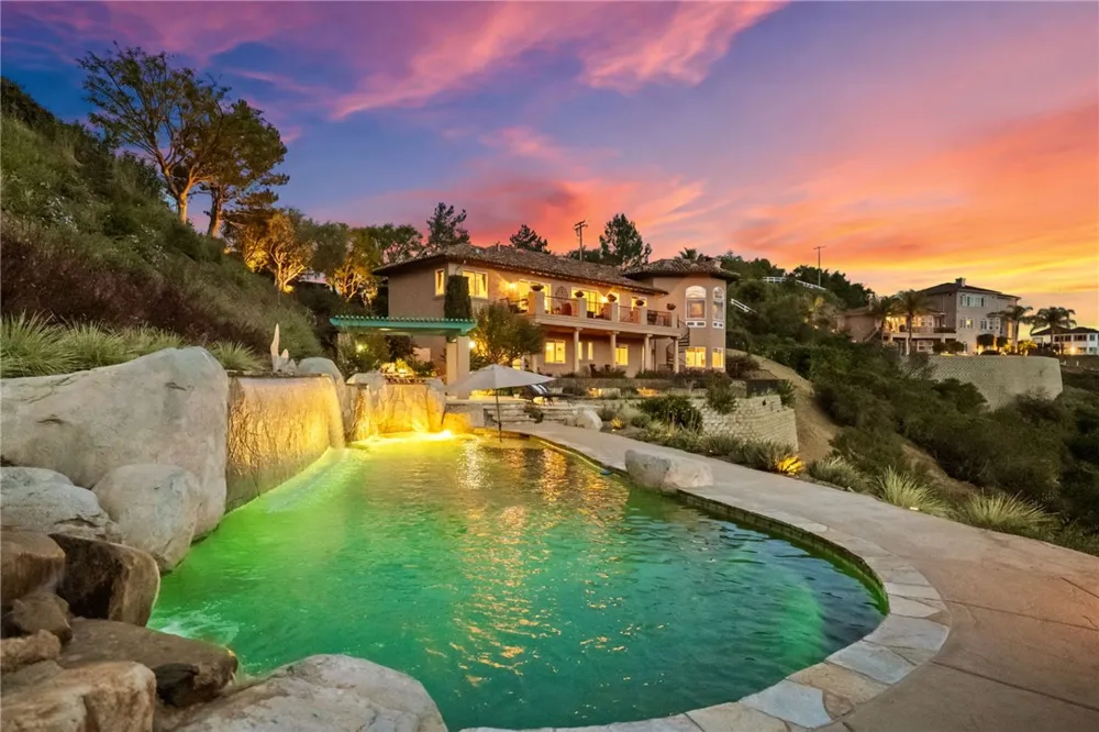 46480 Via Vaquero Temecula, CA 92590