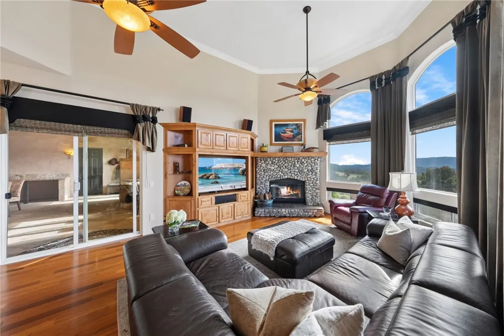 46480 Via Vaquero Temecula, CA 92590