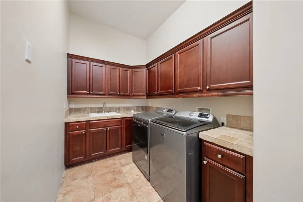 46480 Via Vaquero Temecula, CA 92590