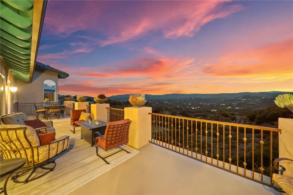 46480 Via Vaquero Temecula, CA 92590