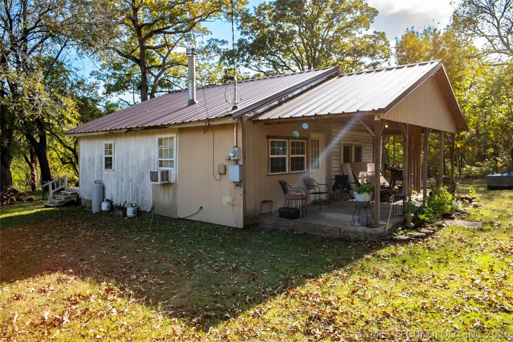 464220 E 888 ROAD Stilwell, OK 74960