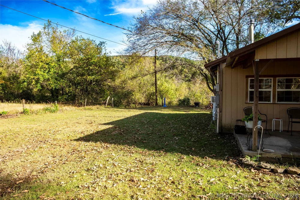 464220 E 888 ROAD Stilwell, OK 74960