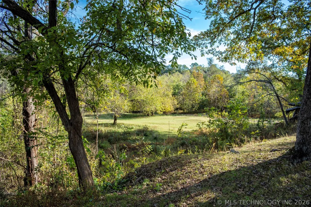 464220 E 888 ROAD Stilwell, OK 74960
