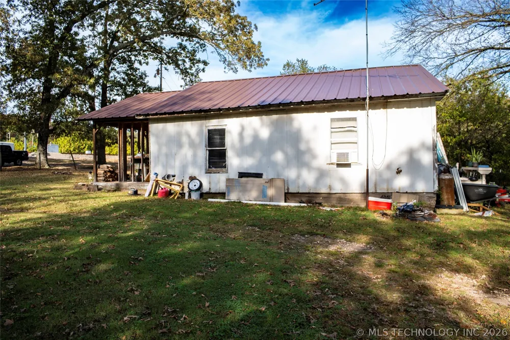 464220 E 888 ROAD Stilwell, OK 74960