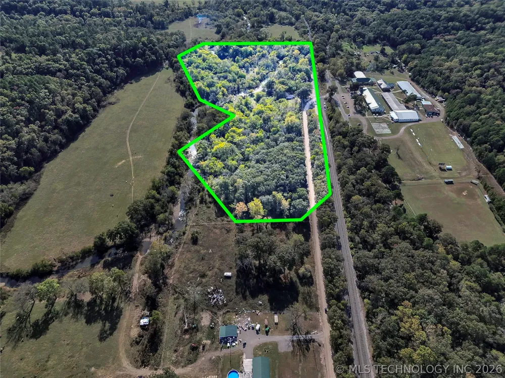 464220 E 888 ROAD Stilwell, OK 74960