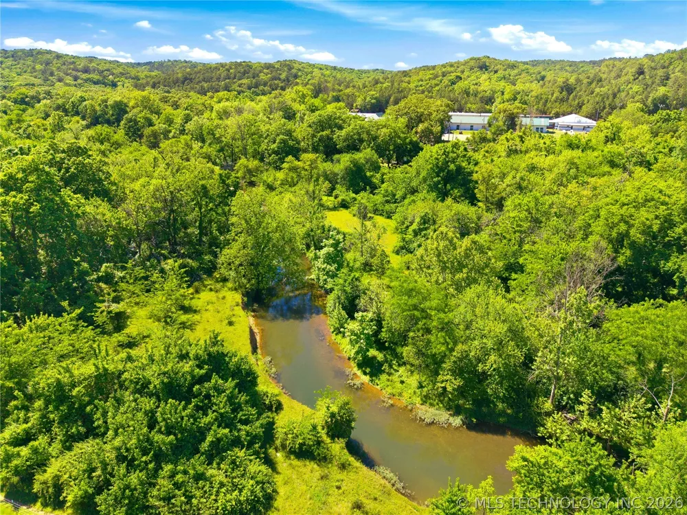 464220 E 888 ROAD Stilwell, OK 74960