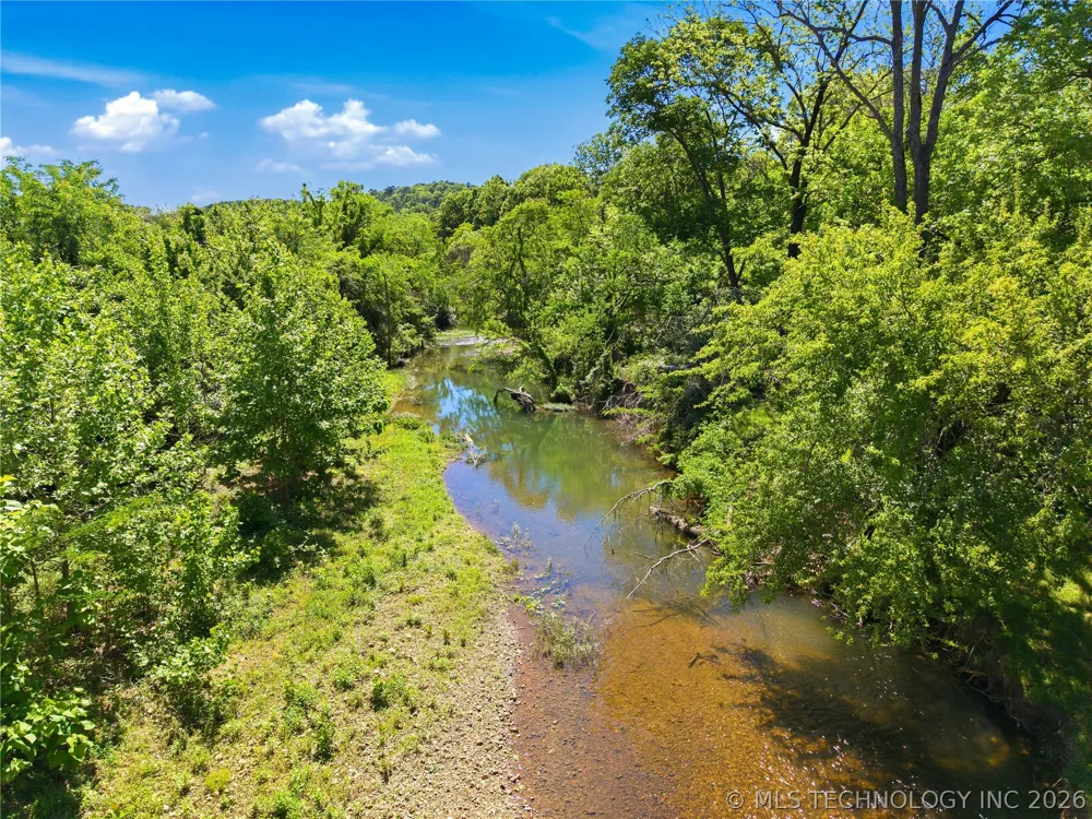 464220 E 888 ROAD Stilwell, OK 74960