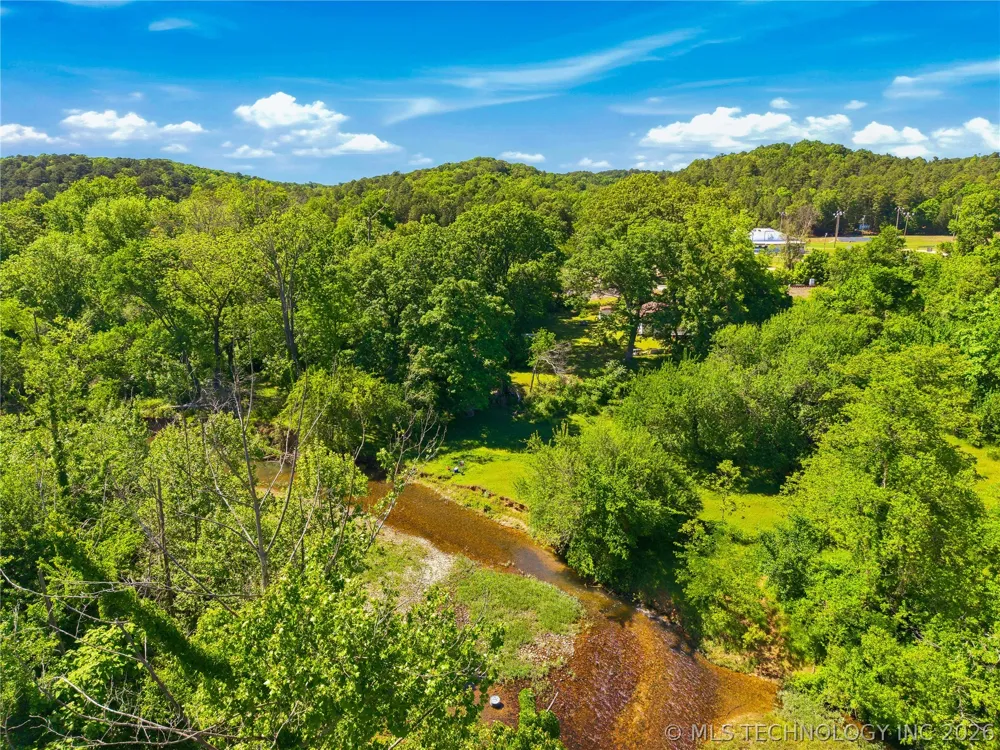 464220 E 888 ROAD Stilwell, OK 74960