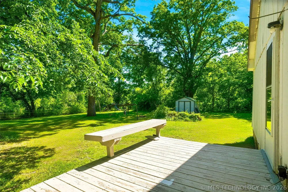 464220 E 888 ROAD Stilwell, OK 74960