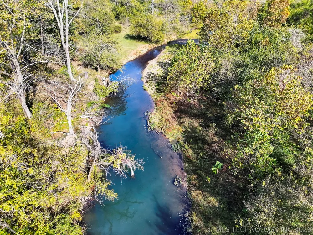 464220 E 888 ROAD Stilwell, OK 74960