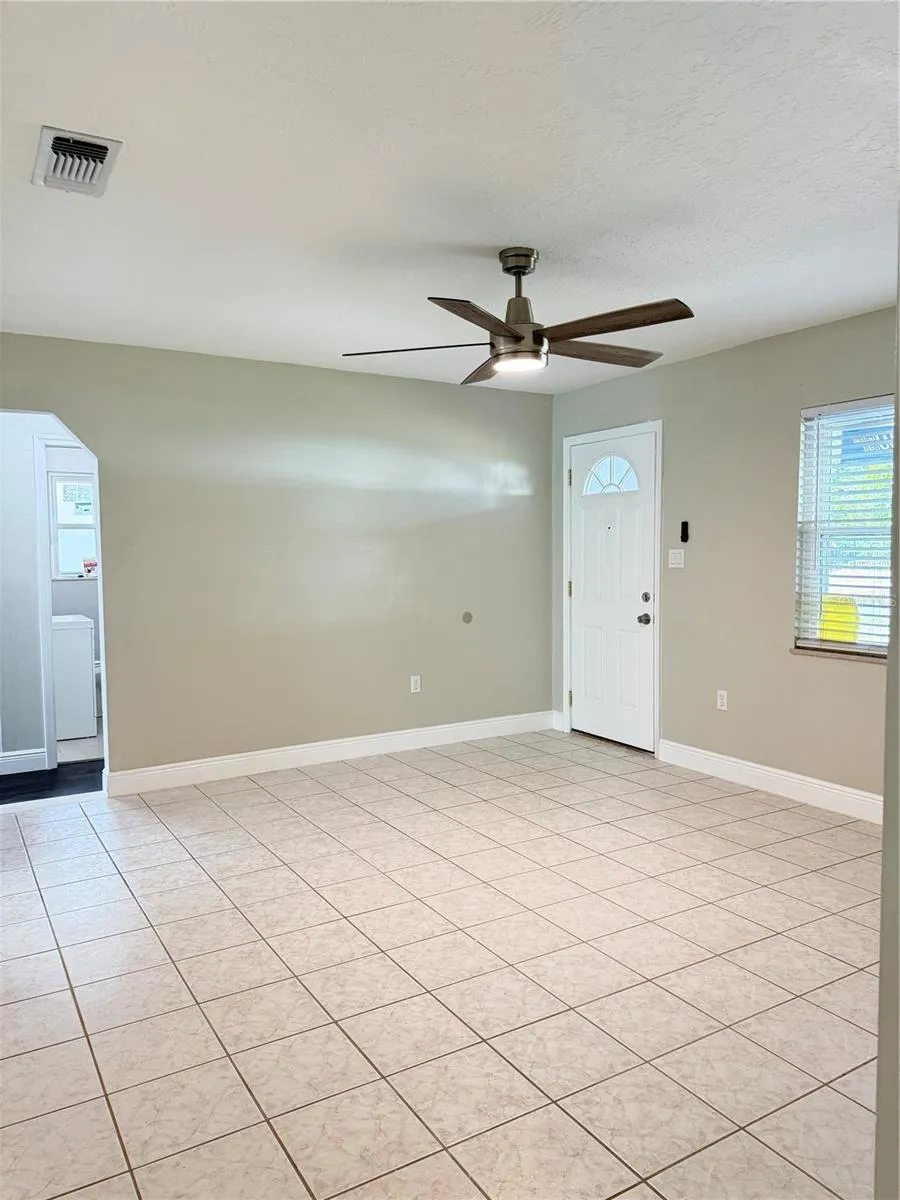 221 SHERRY AVE Winter Springs, FL 32708