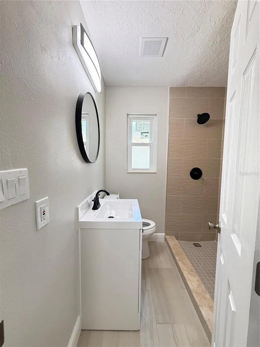 221 SHERRY AVE Winter Springs, FL 32708