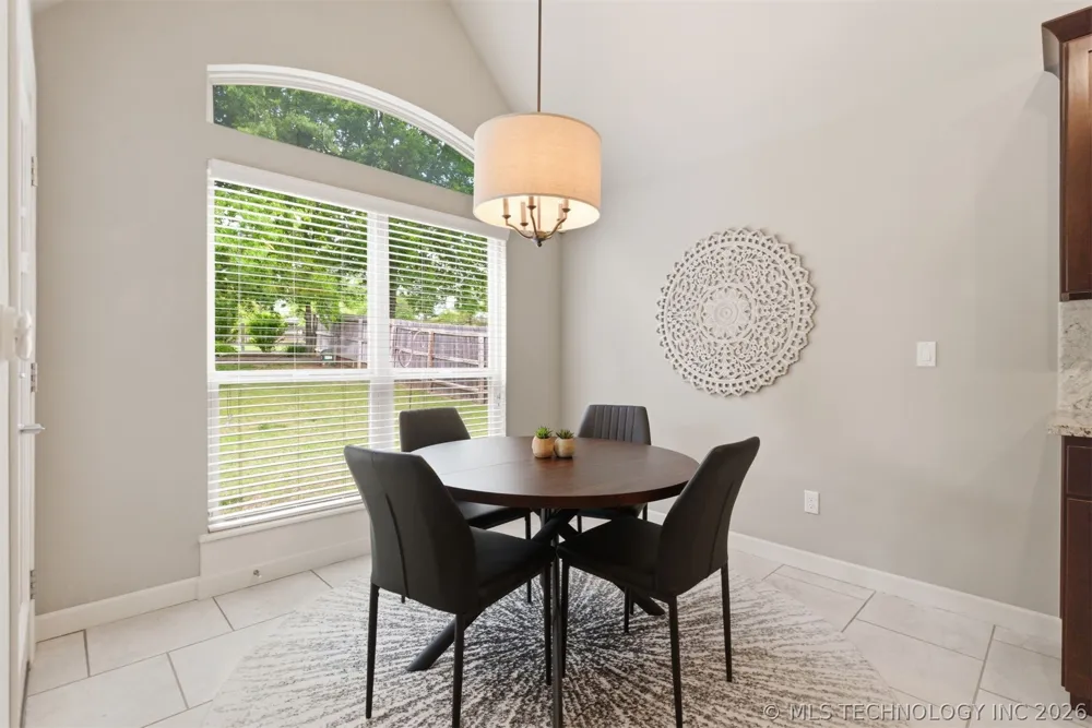 11008 S Sycamore Street Jenks, OK 74037