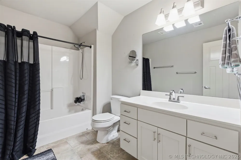 11008 S Sycamore Street Jenks, OK 74037
