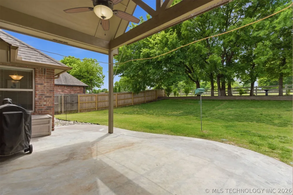 11008 S Sycamore Street Jenks, OK 74037