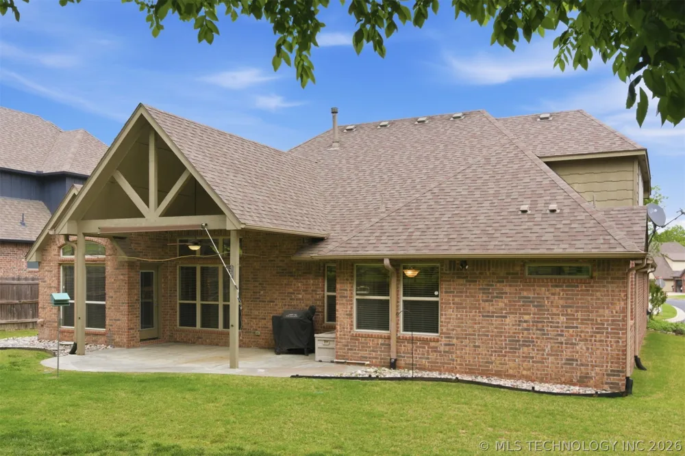 11008 S Sycamore Street Jenks, OK 74037