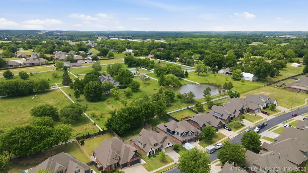 11008 S Sycamore Street Jenks, OK 74037