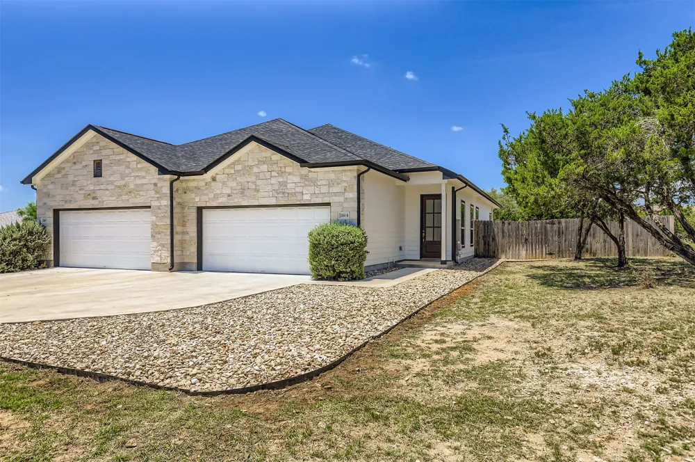 2500 American Drive #B Lago Vista, TX 78645