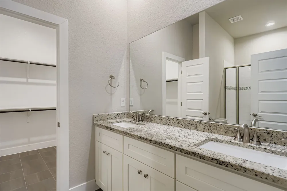 2500 American Drive #B Lago Vista, TX 78645