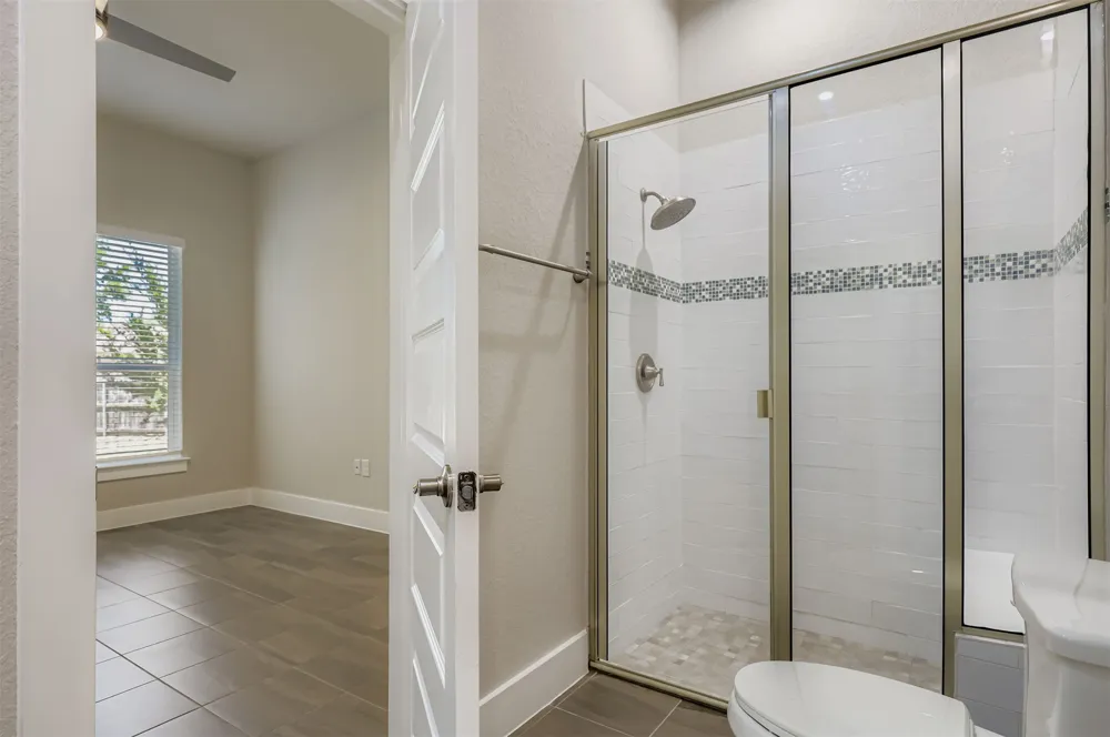 2500 American Drive #B Lago Vista, TX 78645