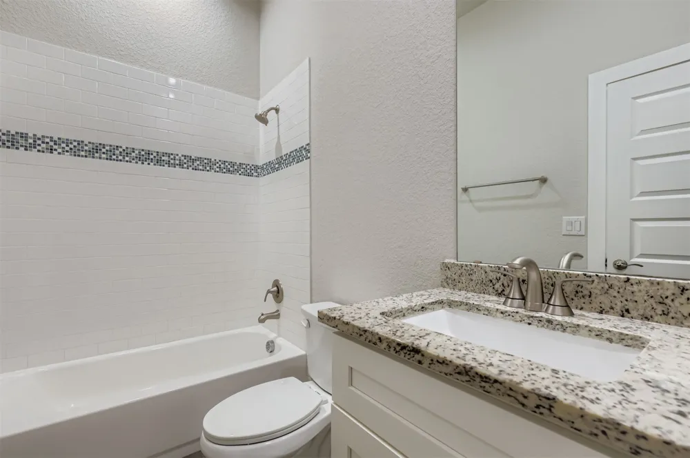 2500 American Drive #B Lago Vista, TX 78645