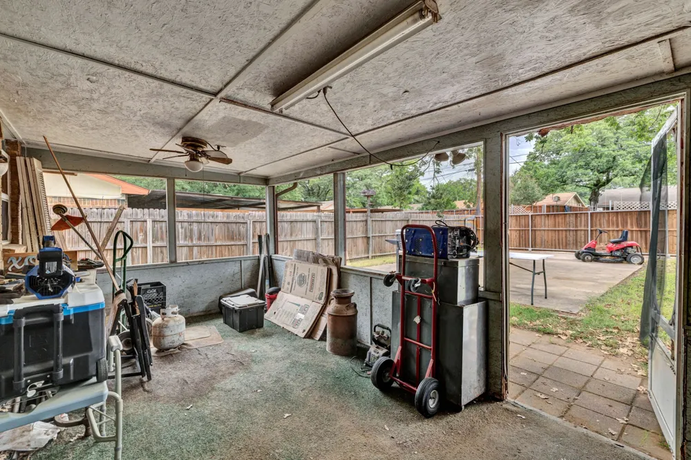 1125 Hillwood Drive Lewisville, TX 75067