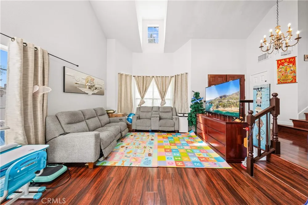 20951 High Country Diamond Bar, CA 91789