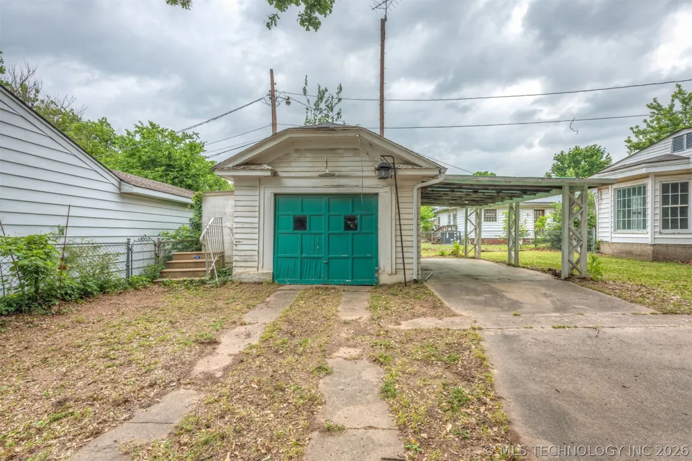 1901 E 9th Street Okmulgee, OK 74447