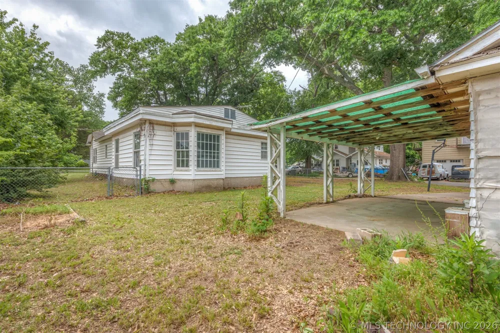 1901 E 9th Street Okmulgee, OK 74447