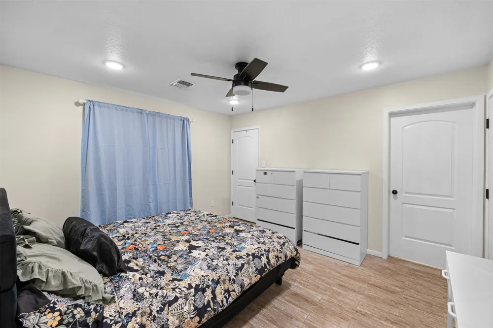 312 Holcombe Drive Lexington, TX 78947