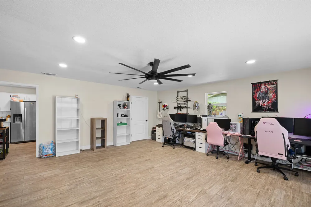312 Holcombe Drive Lexington, TX 78947