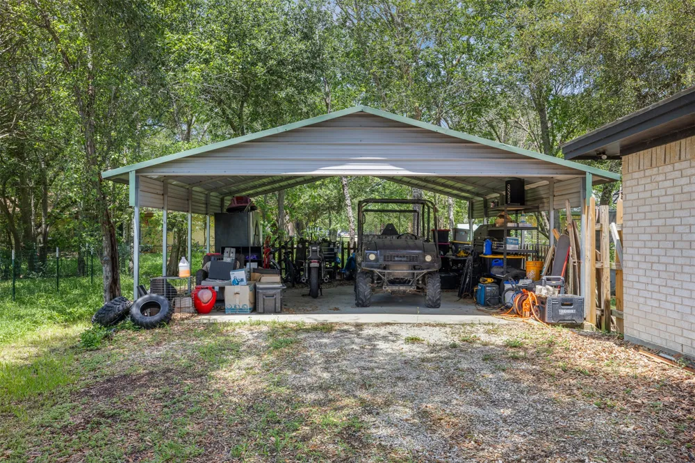 312 Holcombe Drive Lexington, TX 78947