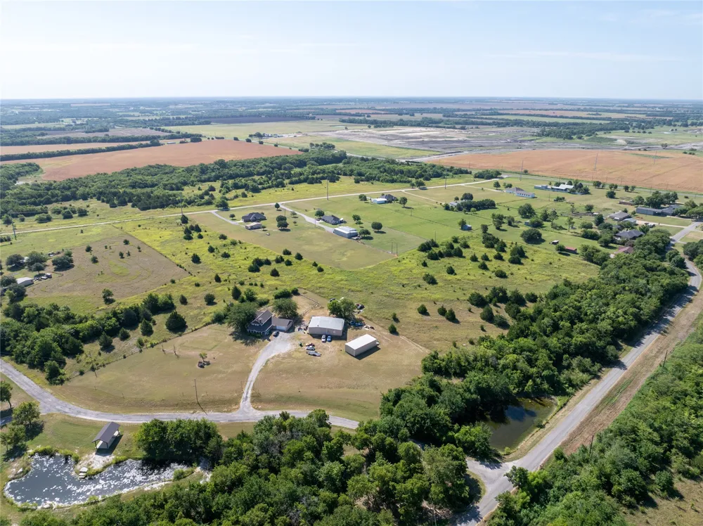 MIDWAY ACRES DRIVE Howe, TX 75459