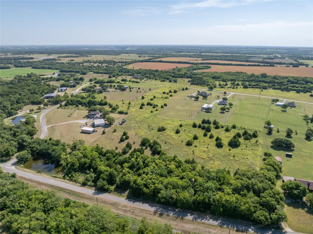 MIDWAY ACRES DRIVE Howe, TX 75459