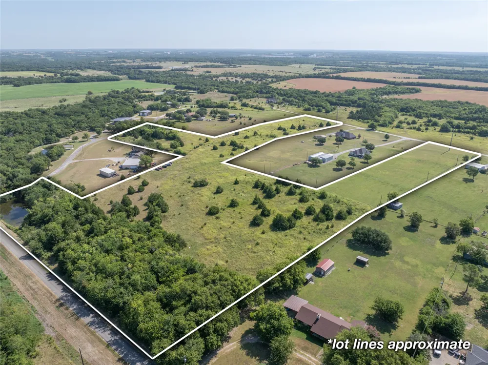 MIDWAY ACRES DRIVE Howe, TX 75459
