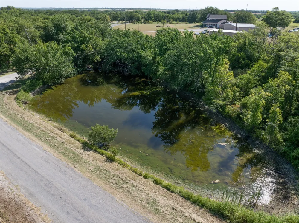 MIDWAY ACRES DRIVE Howe, TX 75459