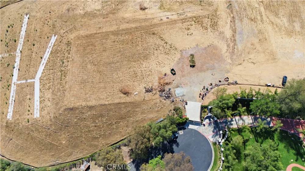 10801 Oakdale Chatsworth, CA 91311