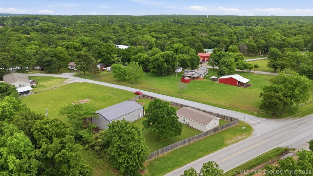 111 W Leonard Street Jay, OK 74346
